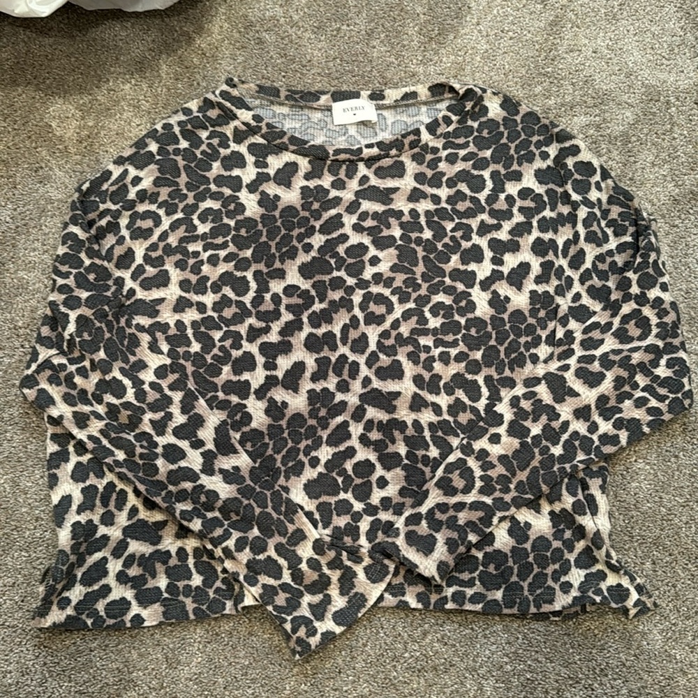 leopard print long sleeve top